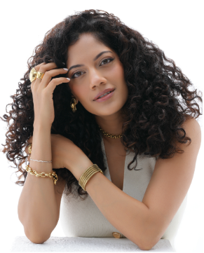 Eisha Kalinani, Founder of E3K Jewelry, whose journey reflects a shift from corporate experience to creative entrepreneurship.
