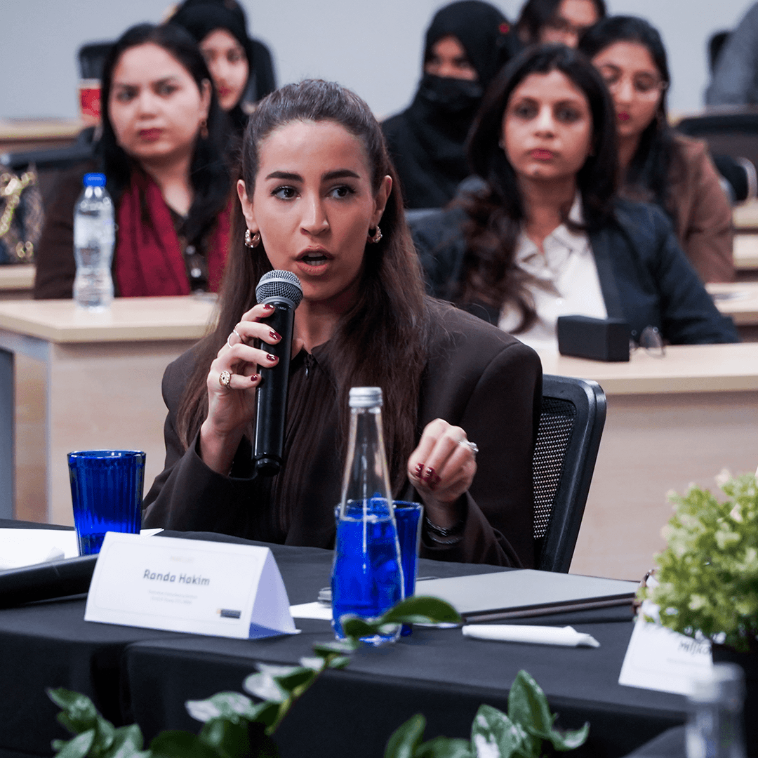 Dalia Abi Mosleh, Director of Technology at Gartner, discussing technology and Women in STEM leadership at the Curtin Dubai Executive Roundtable.
