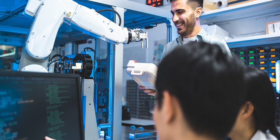 Curtin University Dubai Mechanical Engineering program exploring robotics, automation, and the future of mechanical engineering